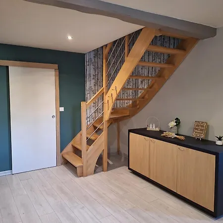 Semesterbostad Maison Cosy Au Calme Avec Jardin Clos Sans Vis A Vis, Proche De Vichy, Clermont-ferrand, Riom,