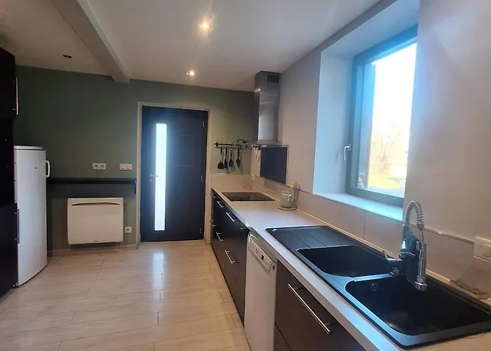 Maison Cosy Au Calme Avec Jardin Clos Sans Vis A Vis, Proche De Vichy, Clermont-ferrand, Riom, *