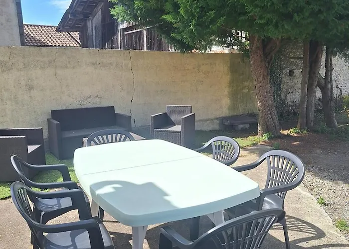 Maison Cosy Au Calme Avec Jardin Clos Sans Vis A Vis, Proche De Vichy, Clermont-ferrand, Riom, Saint-Andre-le-Coq
